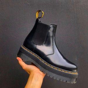 DR. MARTENS QUAD PLATFORM